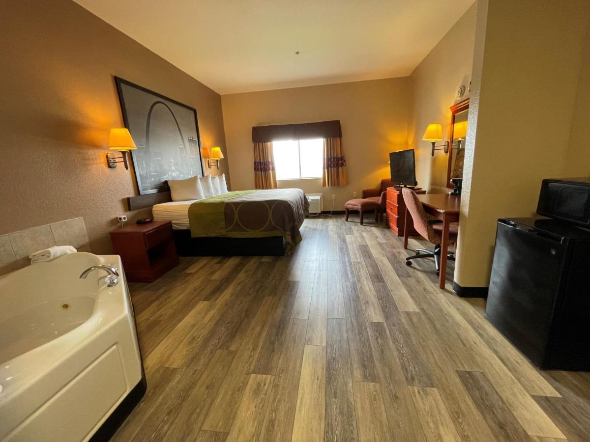 Super 8 By Wyndham Rolla